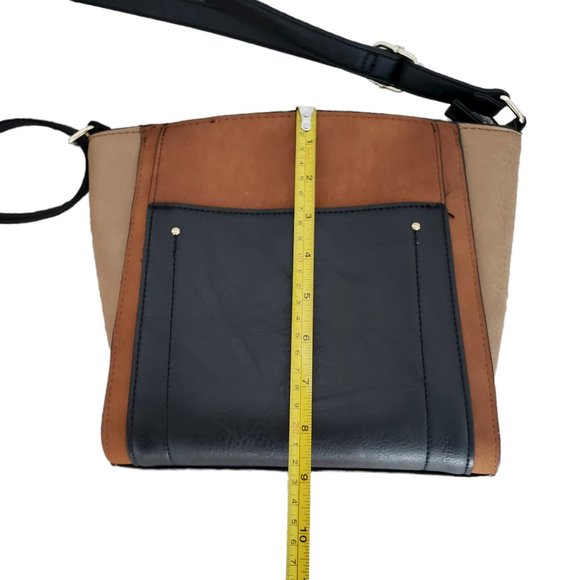 Mia & Luca vegan medium shoulder bag in black and brown - Picture 8 of 10